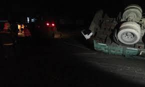 camionvolcadoconmaiz
