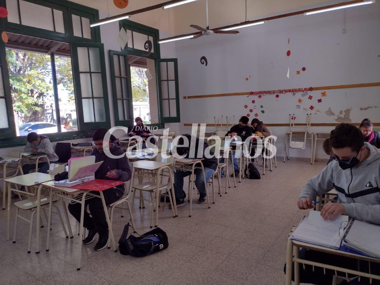clases-escuela-educacion-aula
