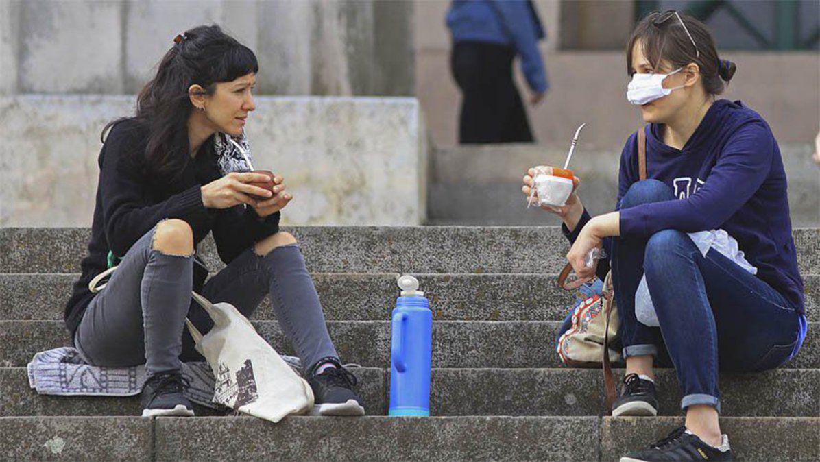 los-casos-diarios-coronavirus-descendieron-nivel-pais-un-40-el-ultimo-mes