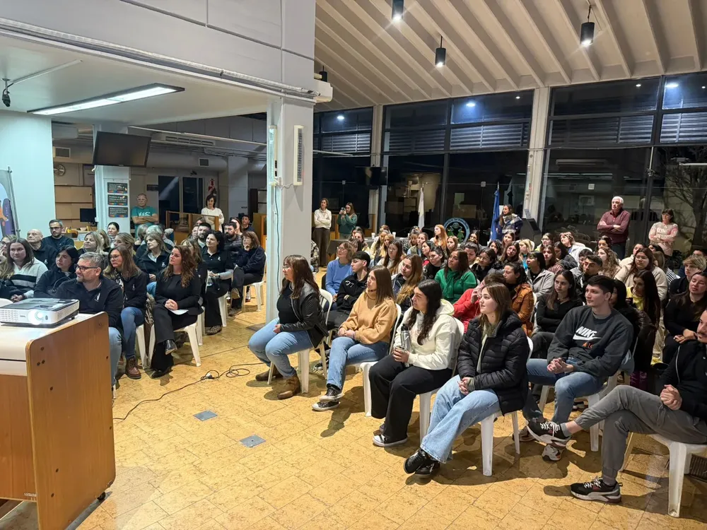 2e139ba9-1027-4691-8d48-b1118c780ede