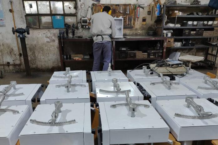 INDUSTRIAS