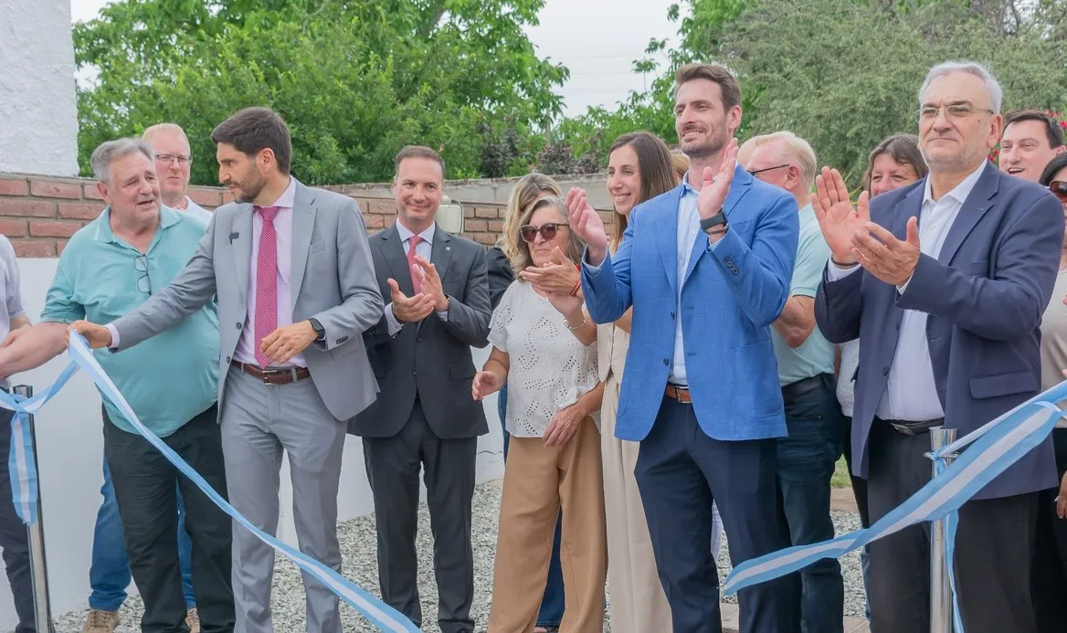 590324547_1336896271810486_484965132631353663_n