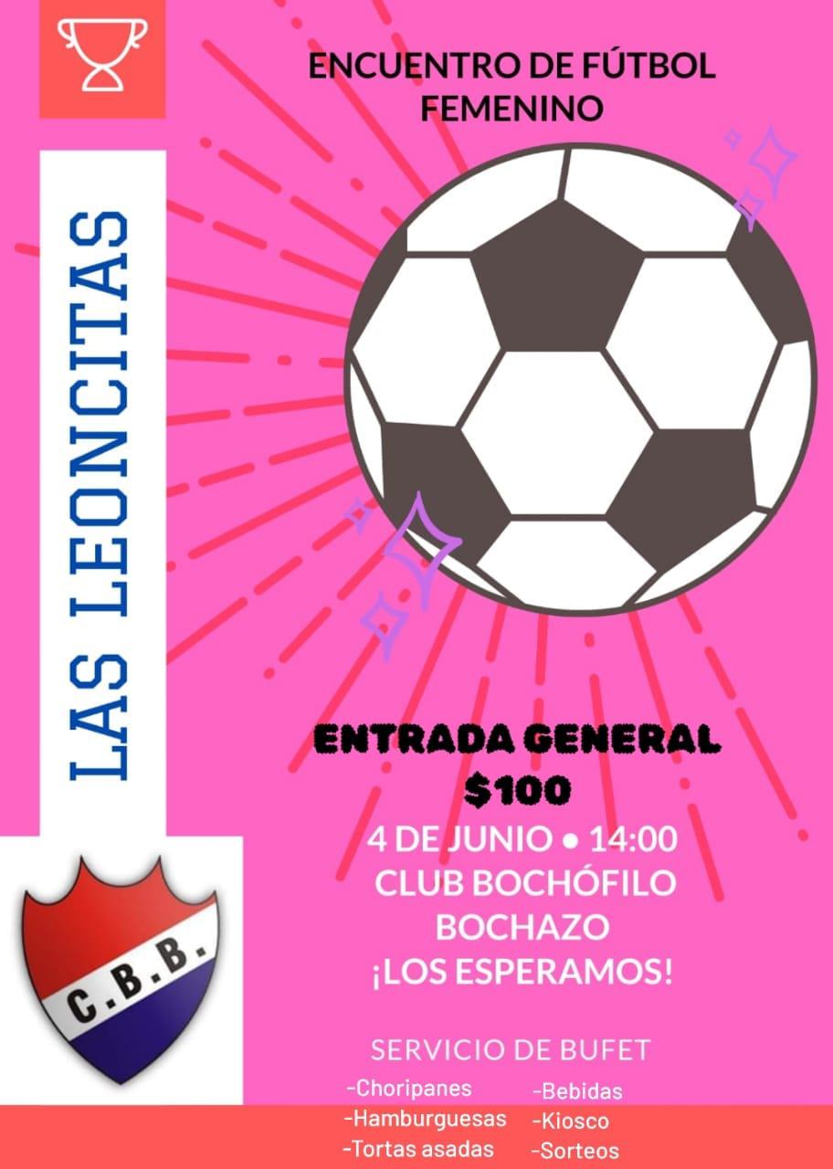 Encuentro de fútbol femenino en el Club Bochófilo Bochazo