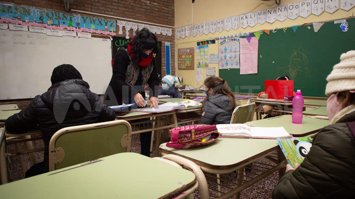 en-el-segundo-semestre-el-receso-invernal-las-escuelas-santa-fe-regresan-la-jornada-completa-pero-continuan-el-esquema-bimodalidad-y-alternancia