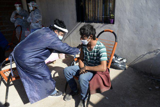 la-campana-inoculacion-contra-el-covid-19-avanza-buen-ritmo-suelo-santafesino