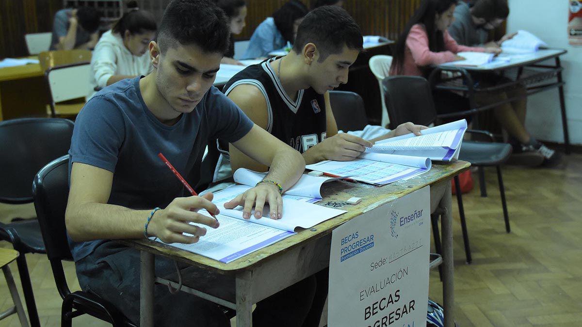 las-becas-progresar-constan-seis-pagos-el-mes-enero-agosto-cuyo-monto-varia-acuerdo-la-etapa-educativa-del-solicitante
